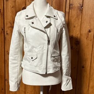 Love tree Women's small White Faux Leather Jacket